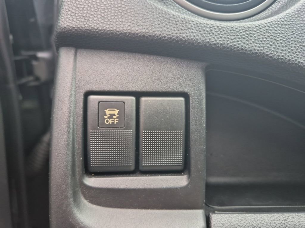 Used 2012 MAZDA MAZDA5 Grand Touring image 16