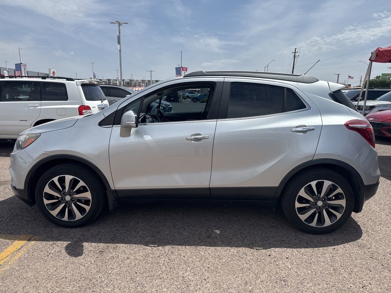 Used 2018 Buick Encore Preferred FWD image 1