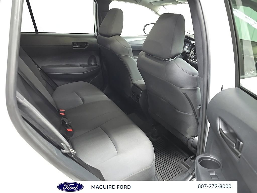 Used 2023 Toyota Corolla Cross LE w/ Moonroof Package image 21