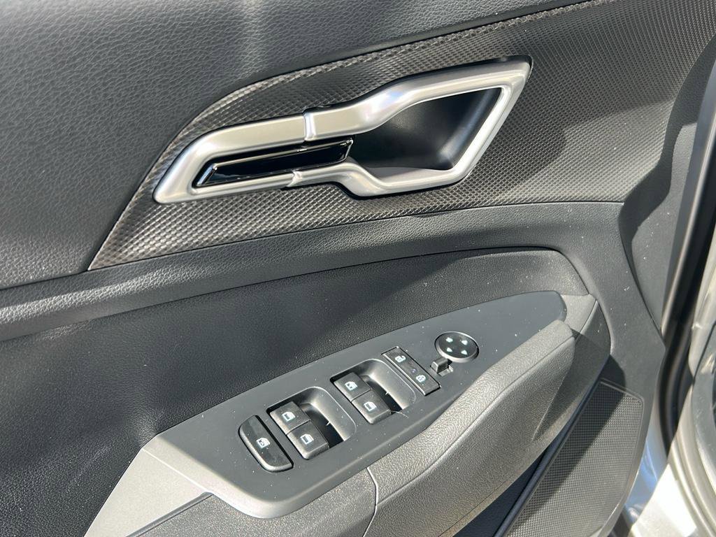 New 2025 Kia Sportage LX image 18