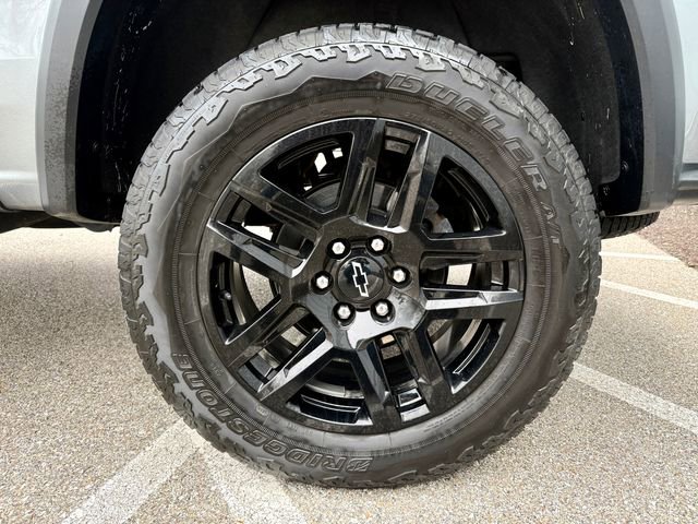 Used 2024 Chevrolet Colorado Trail Boss w/ Technology Package image 28