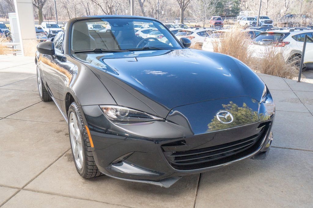 Used 2016 MAZDA MX-5 Miata Grand Touring image 3