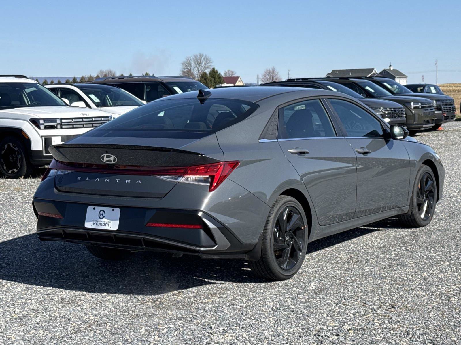 New 2026 Hyundai Elantra SEL Sport FWD image 13