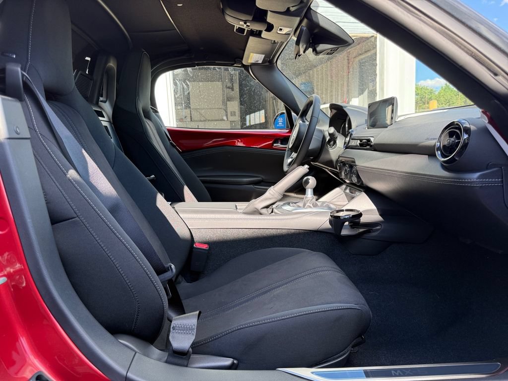 New 2026 MAZDA MX-5 Miata Club w/ Interior Package RWD image 24
