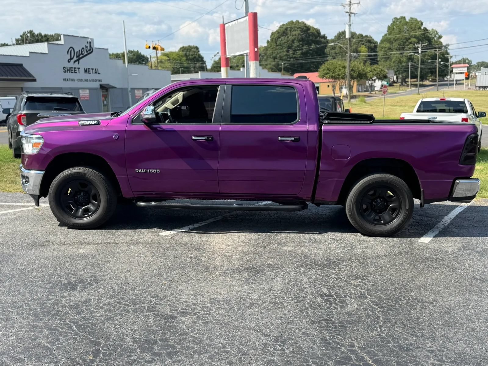 Used 2020 RAM 1500 Big Horn AWD/4WD image 8