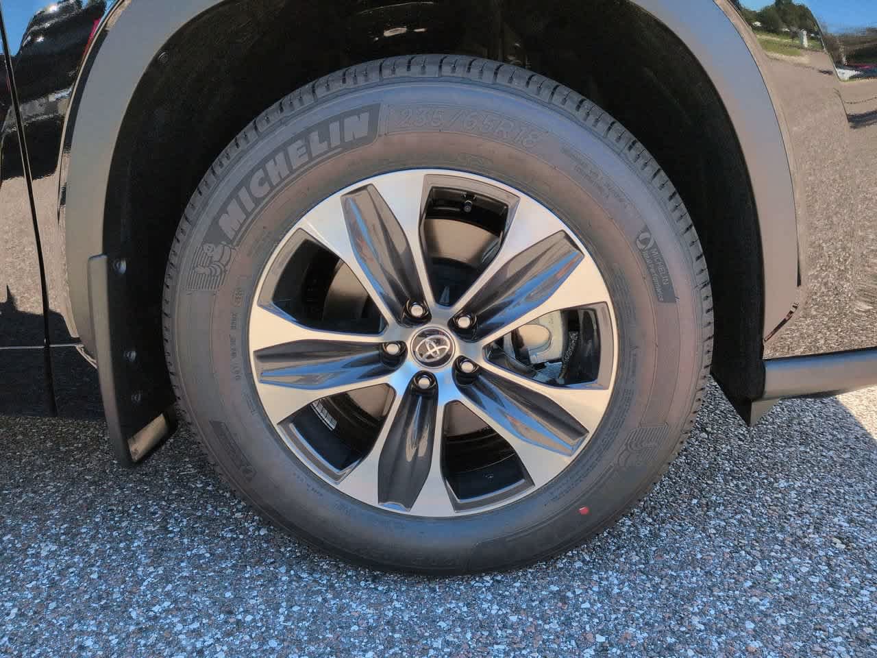 New 2026 Toyota Highlander XLE AWD/4WD image 11