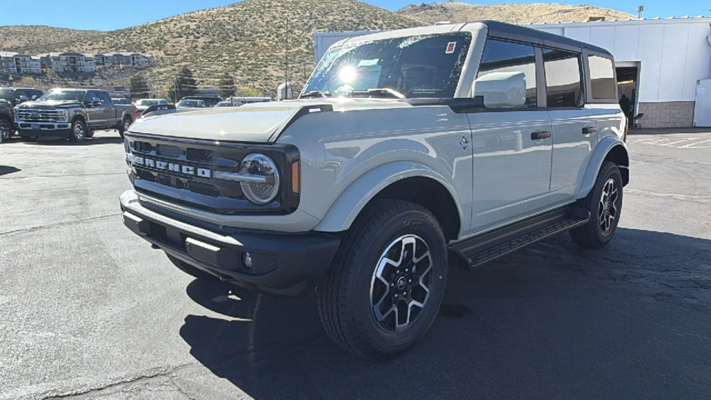 New 2026 Ford Bronco Outer Banks image 7