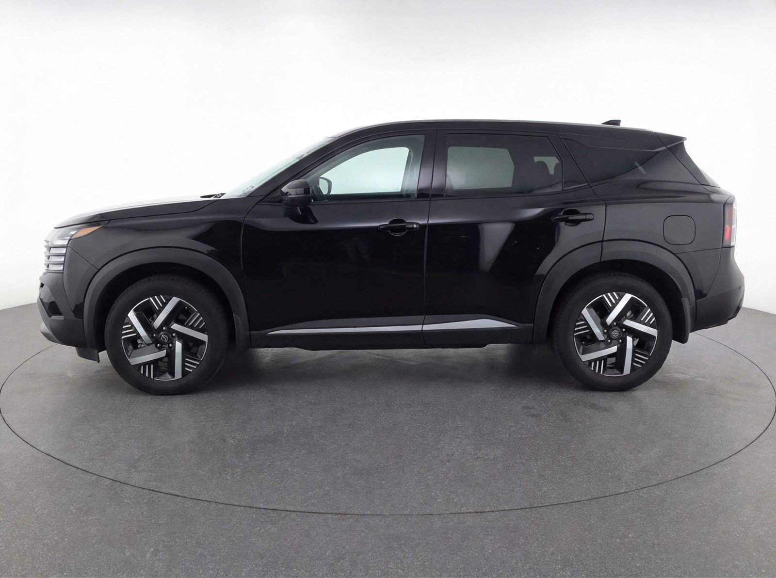 Used 2025 Nissan Kicks SV FWD image 5