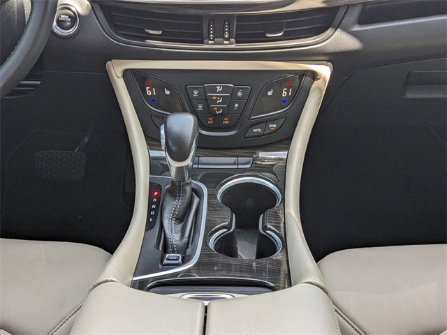 Used 2020 Buick Envision Essence image 26