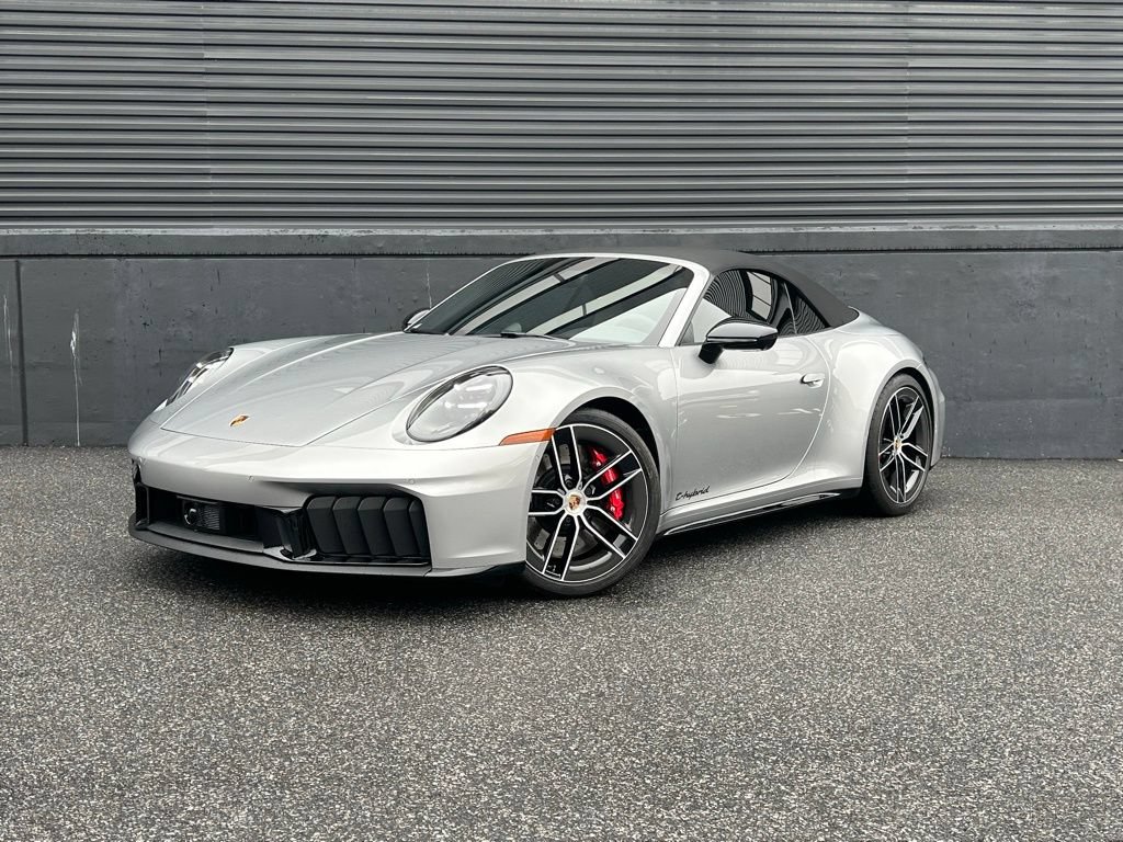 Certified 2026 Porsche 911 Carrera GTS RWD image 1