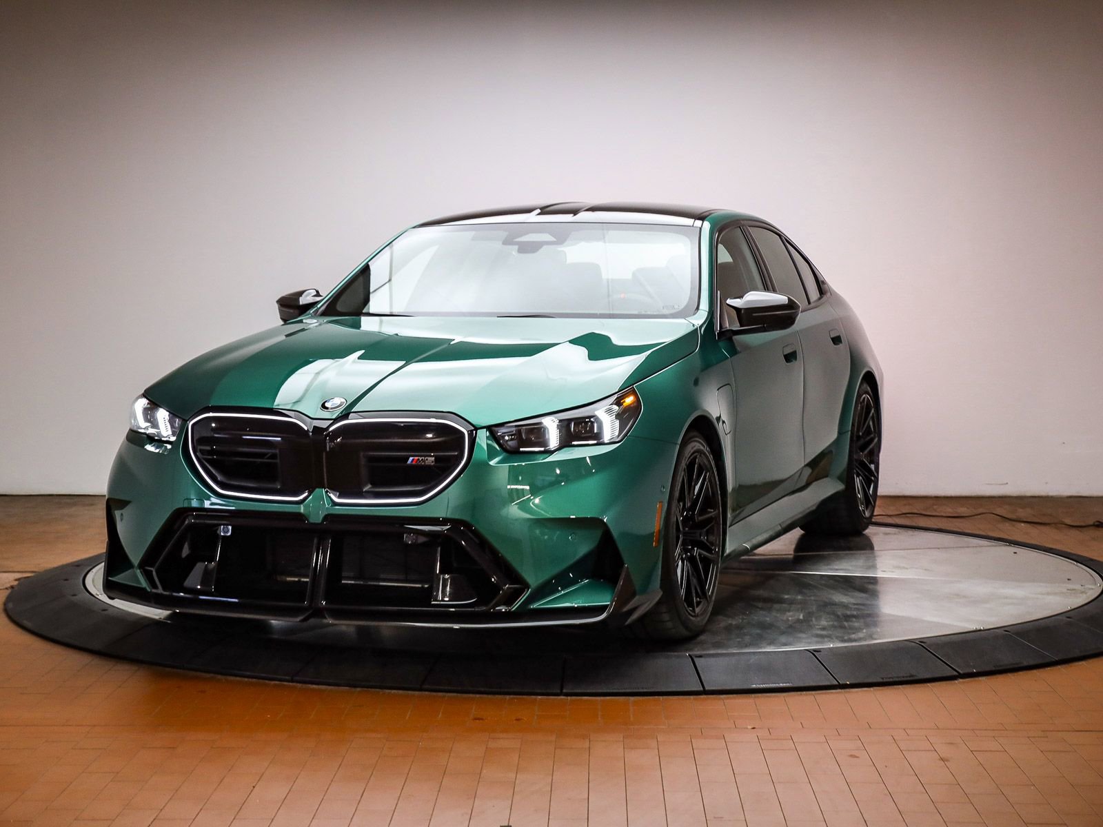 Used 2026 BMW M5 w/ Carbon Package image 1