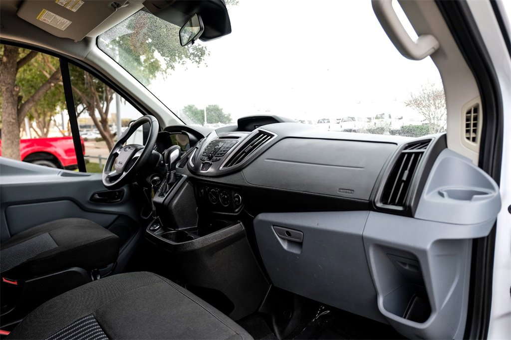 Used 2019 Ford Transit 350 XLT image 9