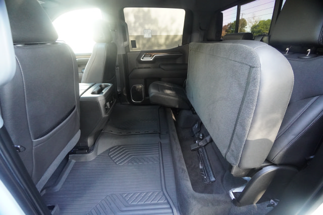 Used 2022 Chevrolet Silverado 1500 RST AWD/4WD image 32