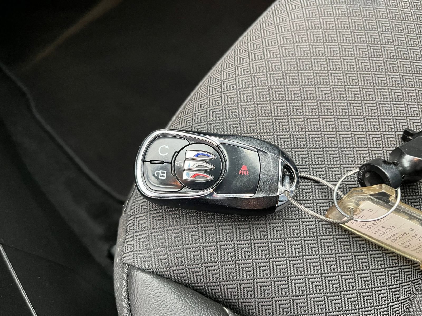 Used 2025 Buick Encore GX Preferred FWD image 21