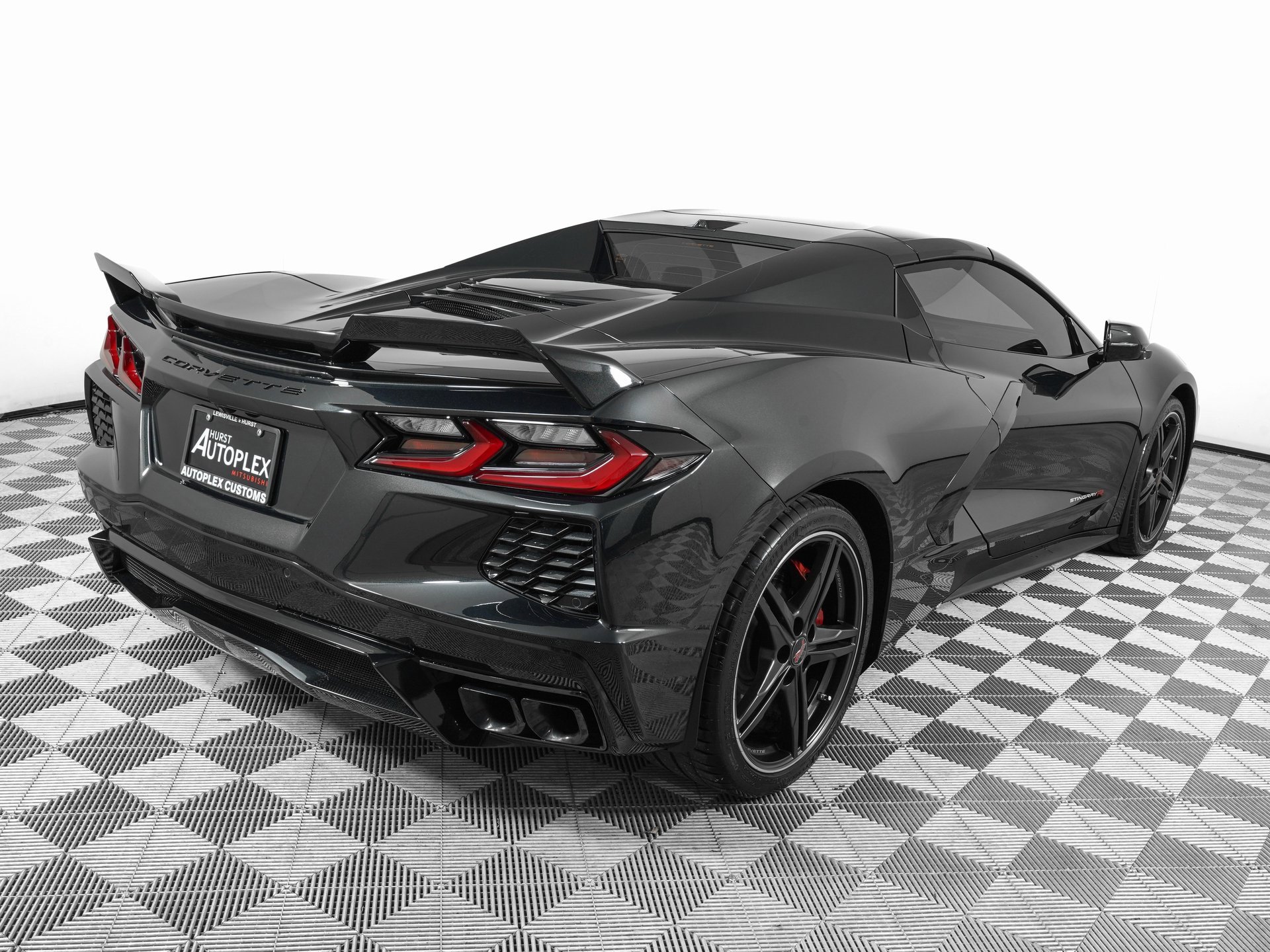 Used 2024 Chevrolet Corvette Stingray Premium Conv w/ Z51 Performance Package image 8