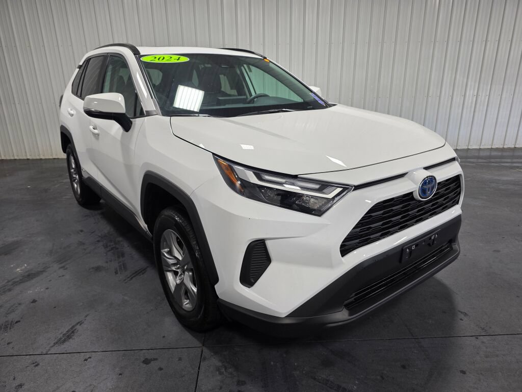 Used 2024 Toyota RAV4 XLE w/ Convenience Package AWD/4WD video 2