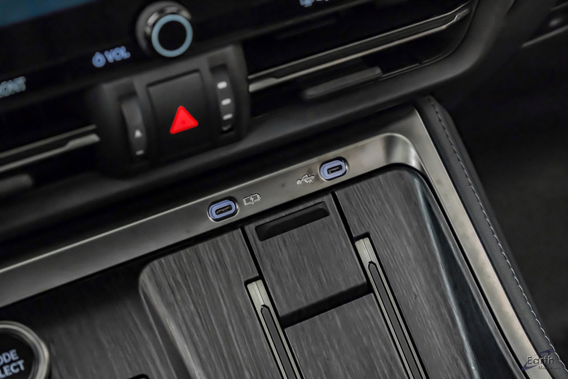 Used 2025 Lexus GX 550 550 Luxury+ 22 VOSSEN WHEELS w/ Accessory Package (2T) image 63