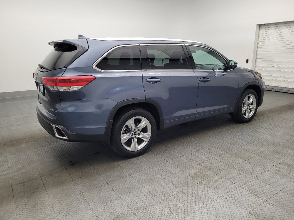 Used 2019 Toyota Highlander Limited image 10