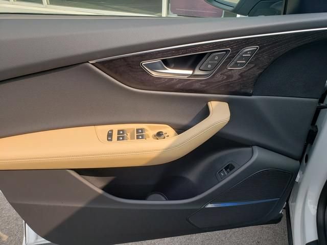 New 2026 Audi Q8 Prestige AWD/4WD image 11