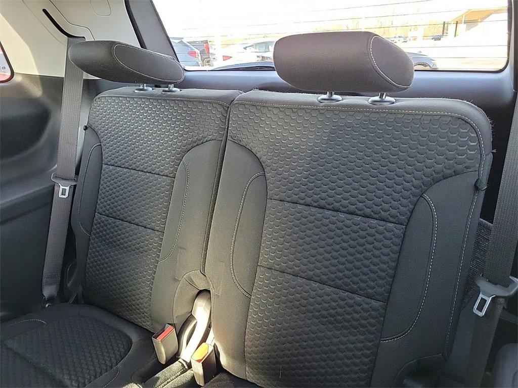 Used 2019 GMC Acadia SLE w/ Driver Alert Package I image 11