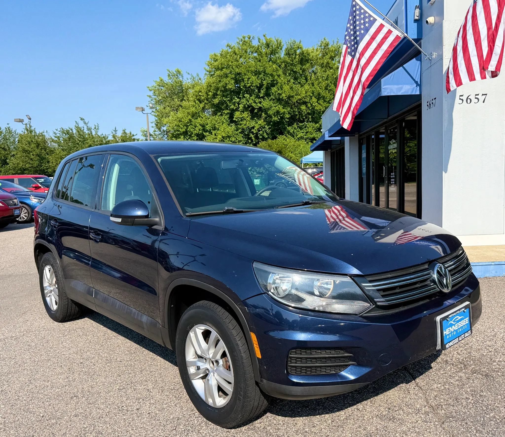 Used 2012 Volkswagen Tiguan LE FWD image 28