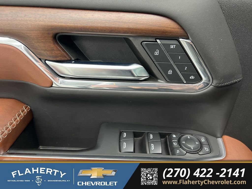 Used 2024 GMC Sierra 3500 Denali Ultimate image 22