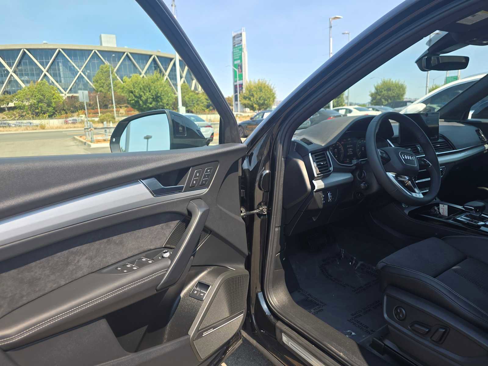 New 2025 Audi Q5 e Premium Plus image 19