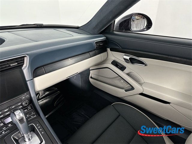 Used 2019 Porsche 911 Carrera GTS image 32