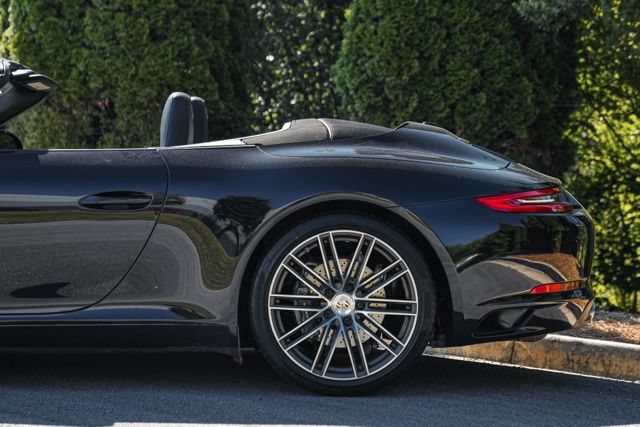 Used 2019 Porsche 911 Carrera RWD image 11