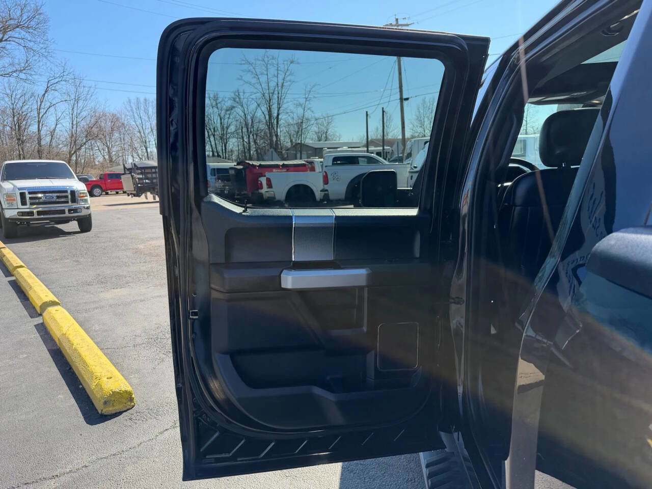 Used 2016 Ford F150 Lariat w/ Equipment Group 502A Luxury image 18