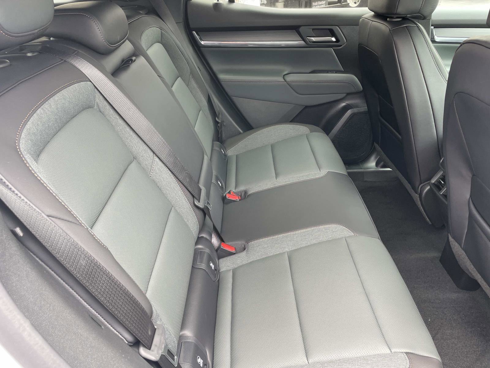 New 2026 GMC Terrain AT4 AWD/4WD image 26