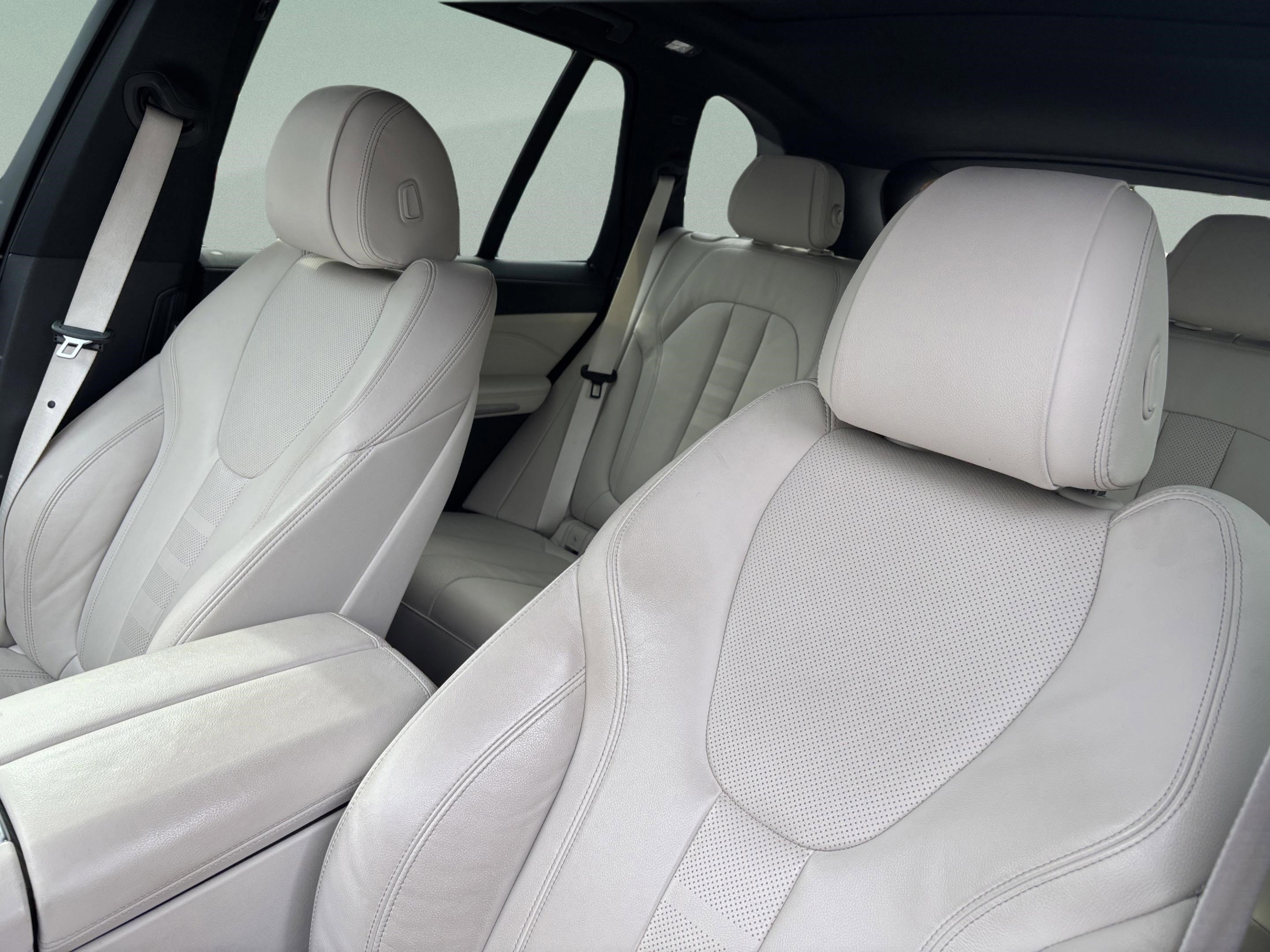 Used 2021 BMW X5 xDrive40i w/ Convenience Package image 20