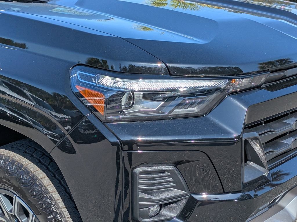 Used 2023 Chevrolet Colorado Z71 w/ Z71 Convenience Package 2 image 31