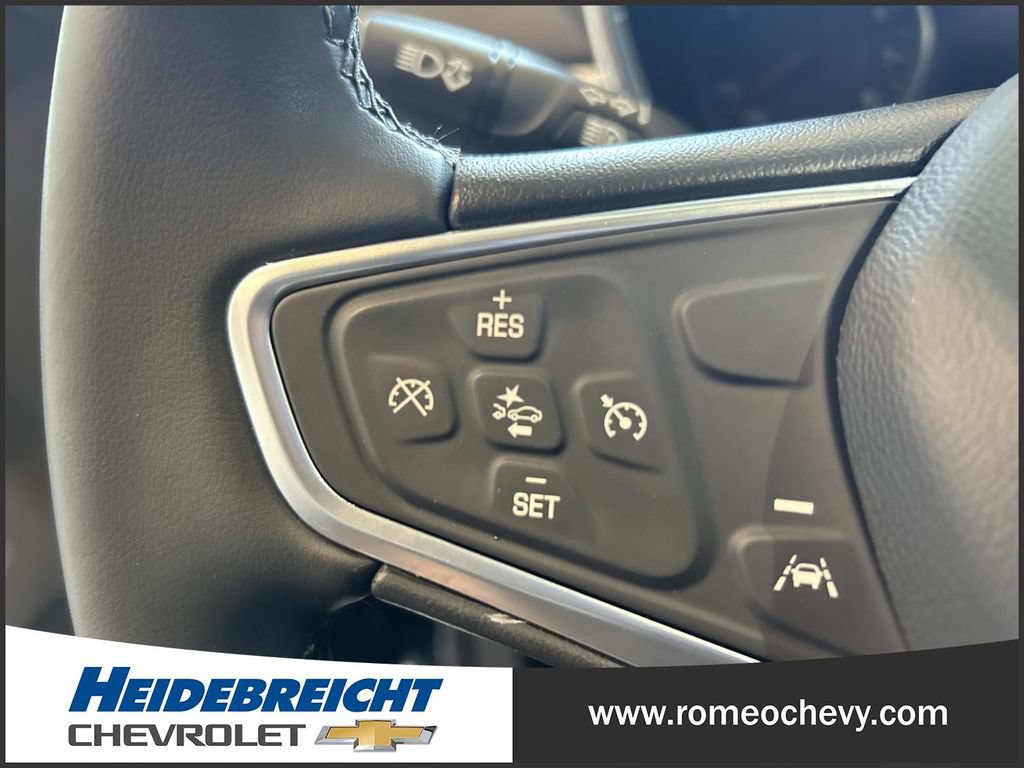 Used 2023 Chevrolet Equinox LT FWD image 19