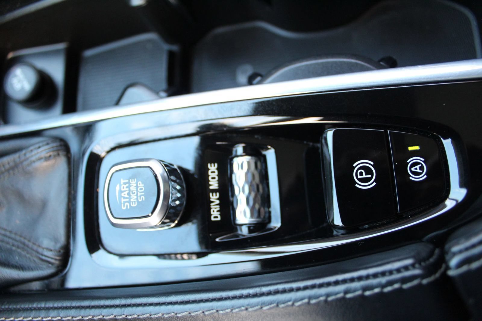 Used 2019 Volvo XC90 T6 Inscription w/ Protection Package Premier AWD/4WD image 26