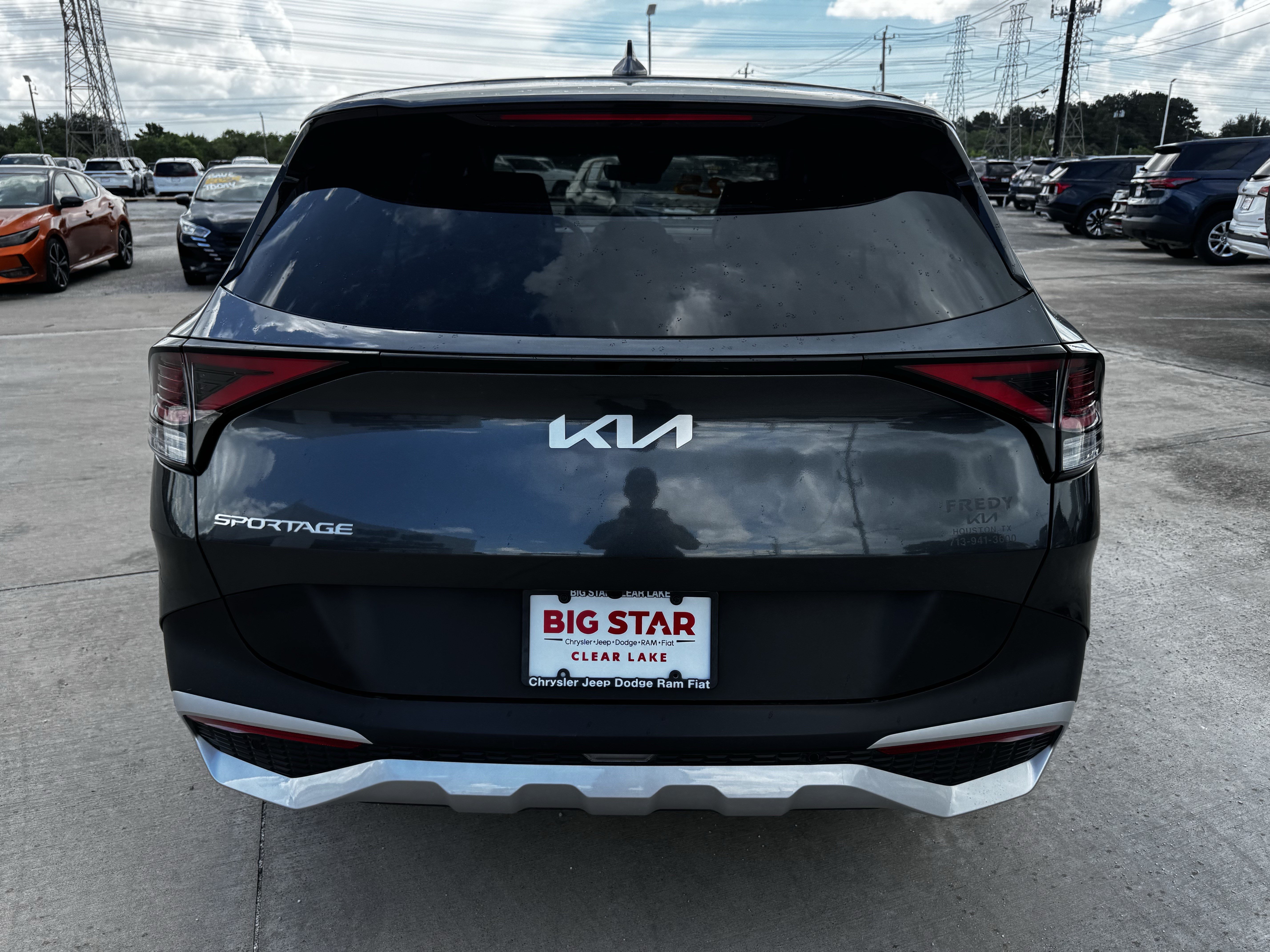 Used 2025 Kia Sportage EX FWD image 7