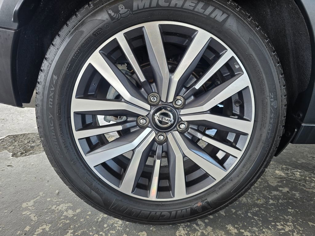 Used 2021 Nissan Kicks SV image 54