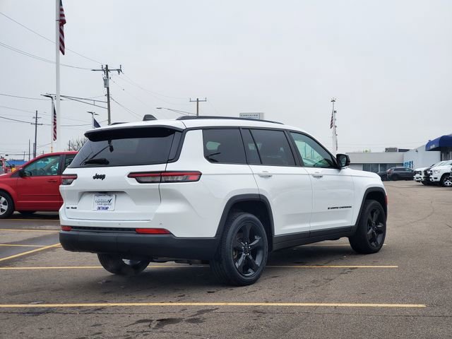 Certified 2023 Jeep Grand Cherokee L Laredo AWD/4WD image 3