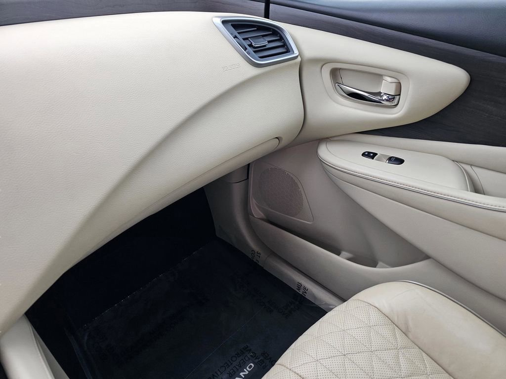 Used 2019 Nissan Murano Platinum w/ Cargo Package image 28