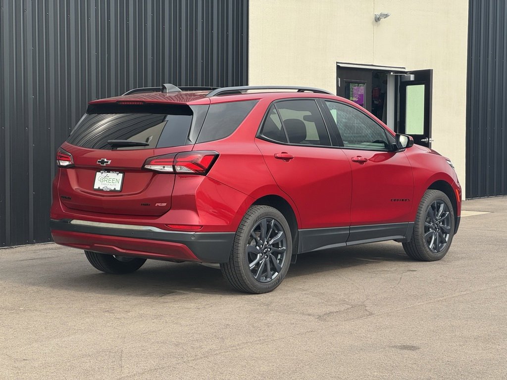 Used 2023 Chevrolet Equinox RS image 5