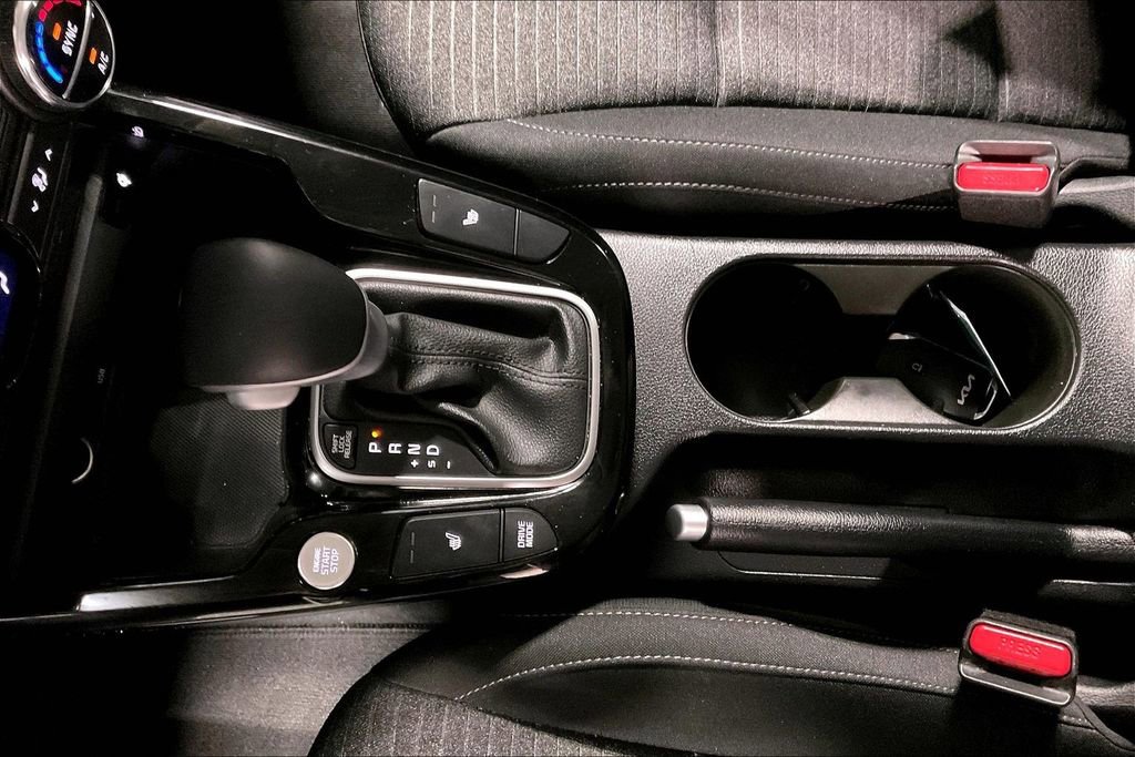 Used 2025 Kia Soul EX FWD image 16