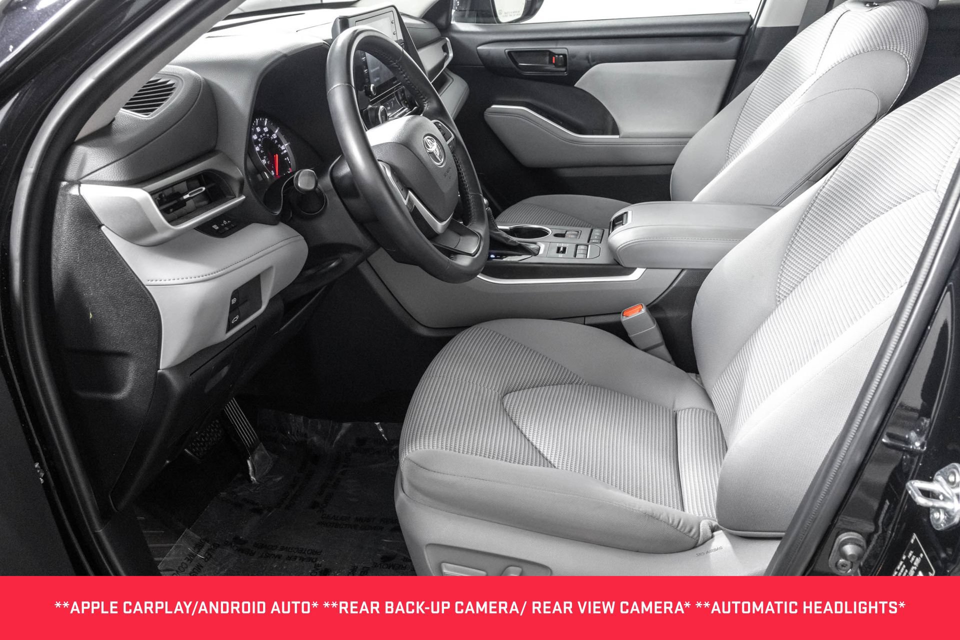 Used 2022 Toyota Highlander LE AWD/4WD image 7