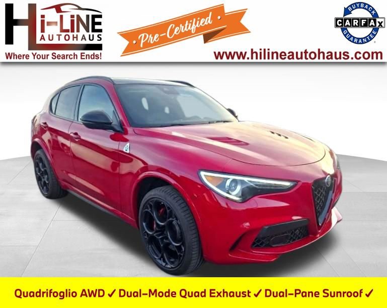 Used 2023 Alfa Romeo Stelvio Quadrifoglio image 1