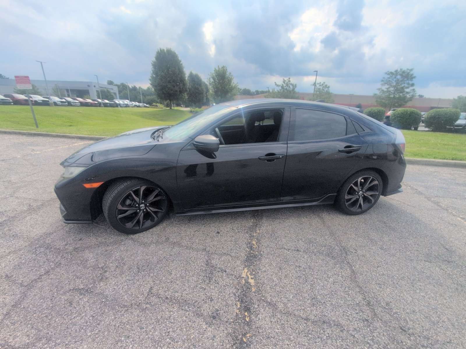 Used 2018 Honda Civic Sport image 6