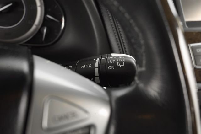 Used 2016 INFINITI QX80 4WD w/ Driver's Assistance Package image 38