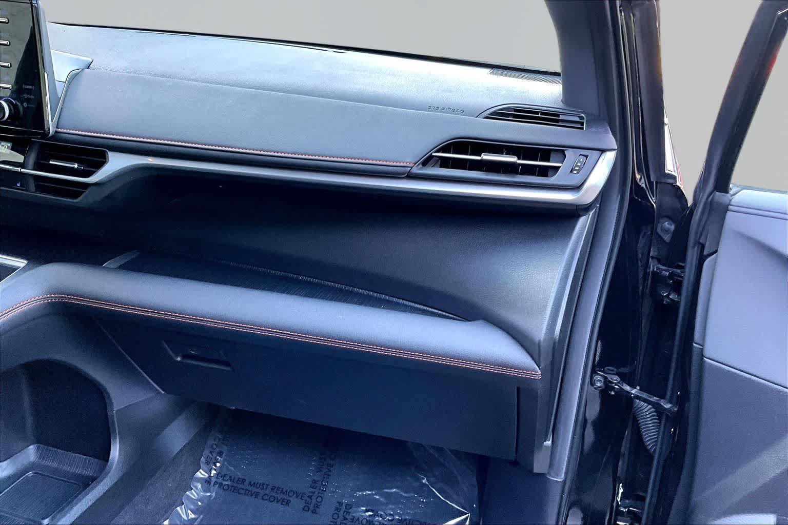 Certified 2024 Toyota Sienna XSE FWD image 19