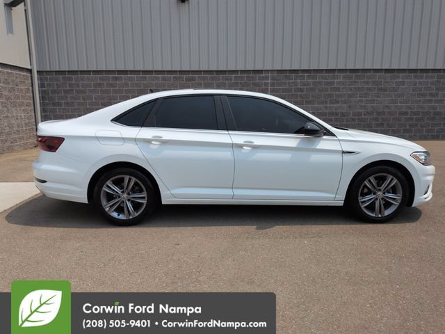 Used 2020 Volkswagen Jetta R-Line FWD image 2
