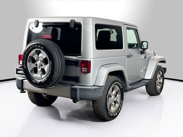 Used 2018 Jeep Wrangler Sahara w/ Connectivity Group AWD/4WD image 24