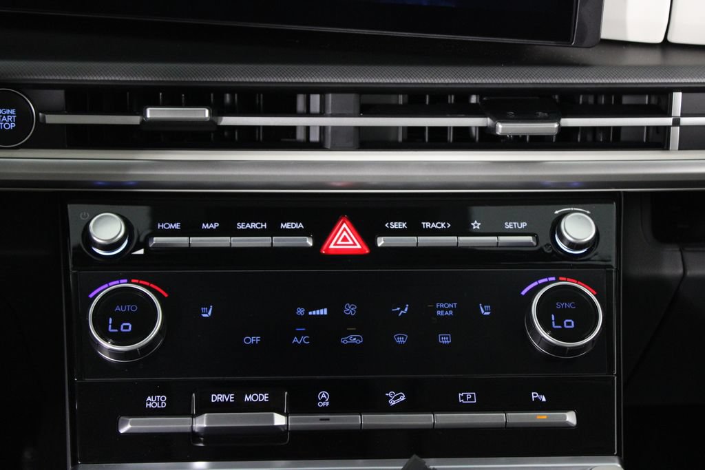 Certified 2026 Hyundai Santa Fe SEL FWD image 23