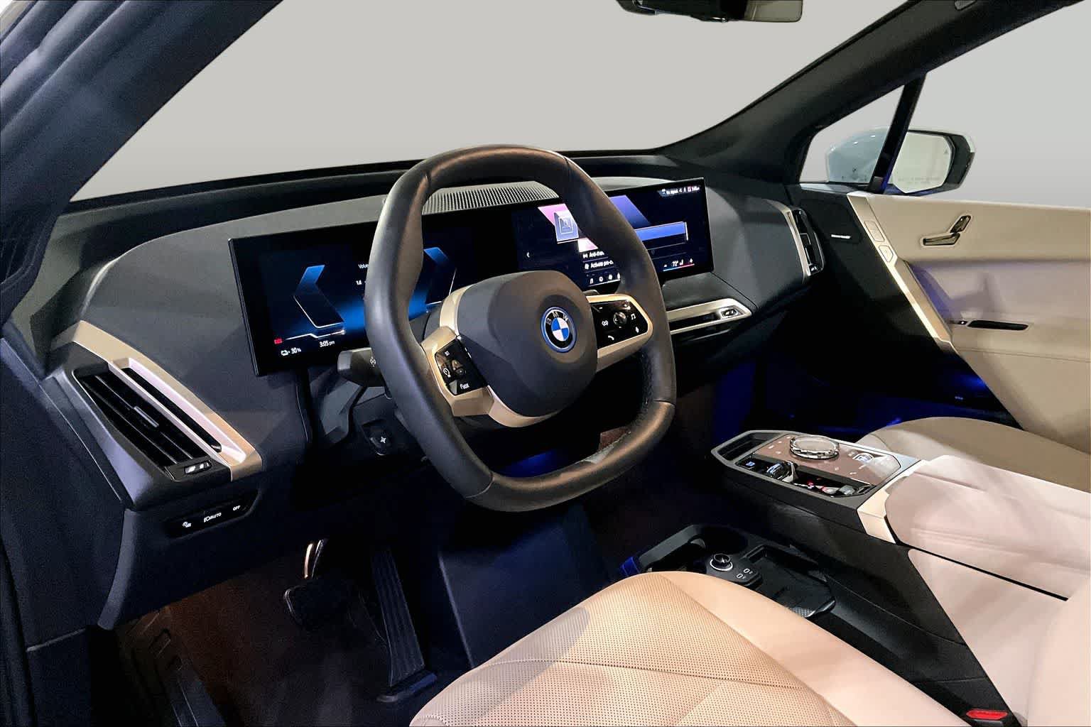 Certified 2025 BMW iX xDrive50 AWD/4WD image 16